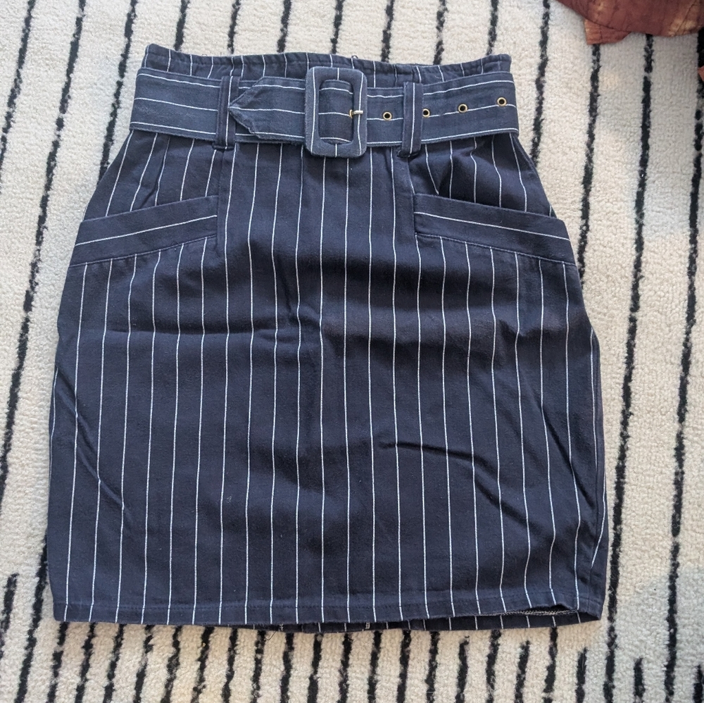 Vintage Pinstripe skirt. Blue. Size 2